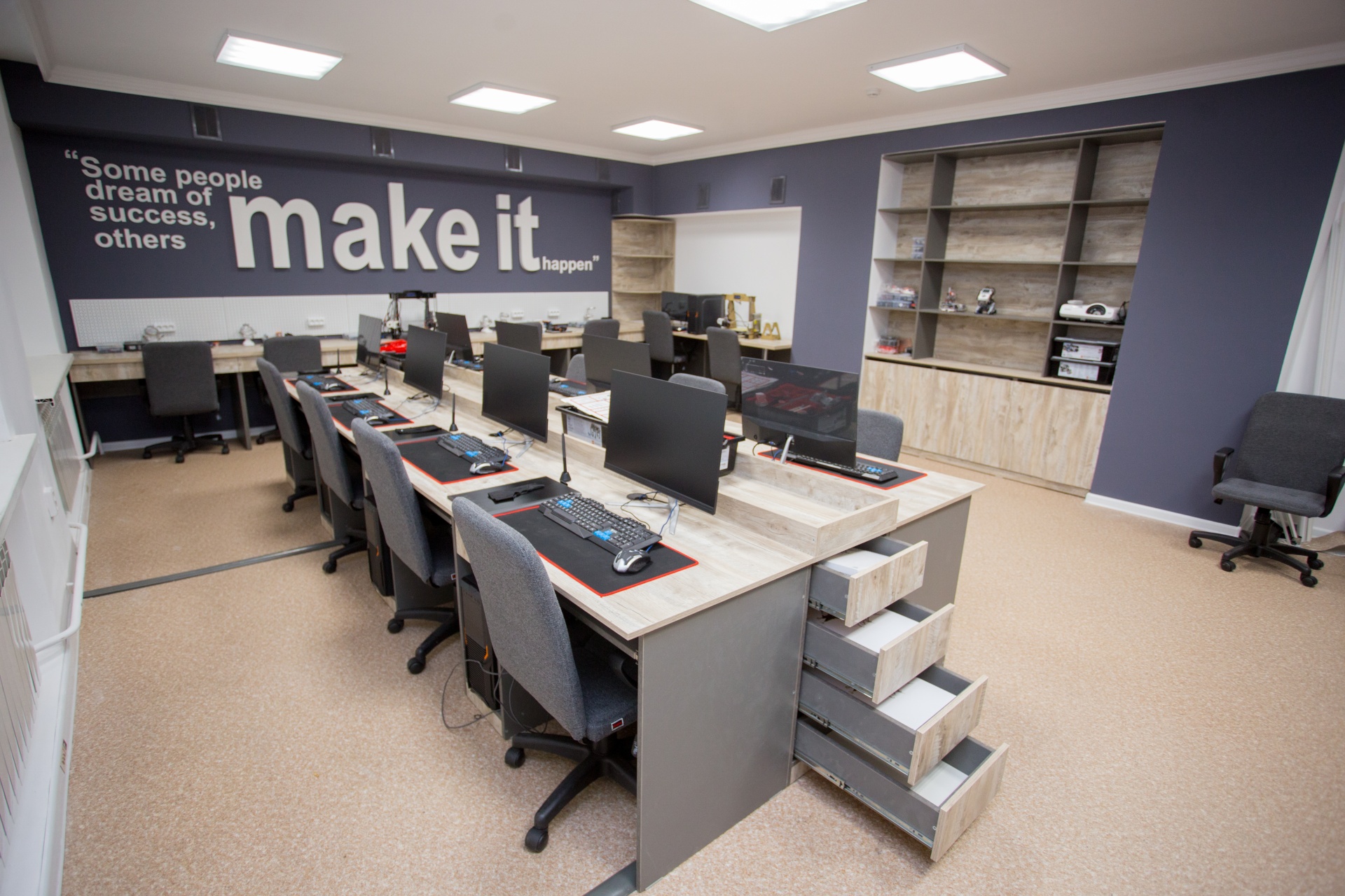 Abai IT School, частная школа 4