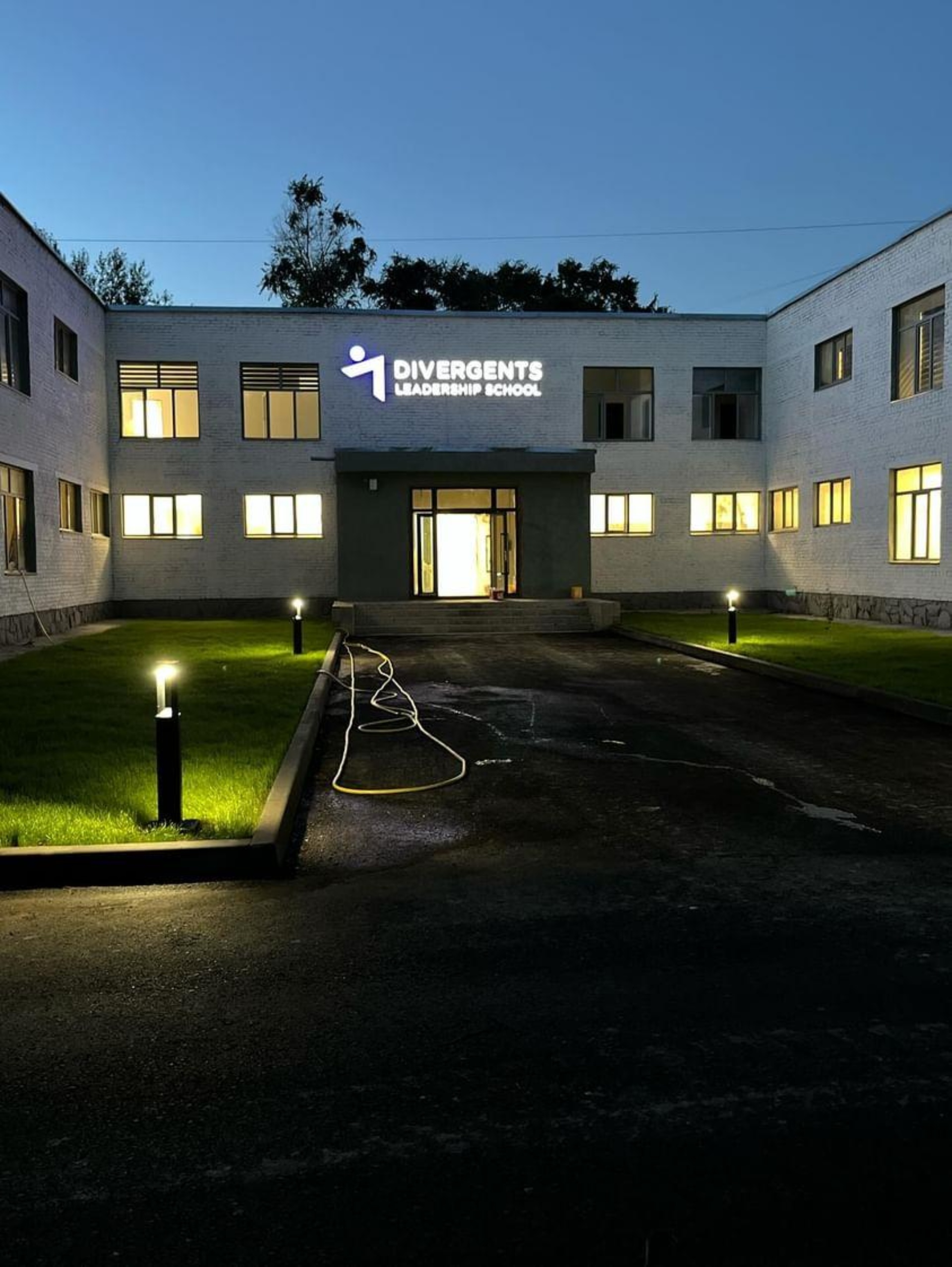 Divergents Leadership school, школа 4