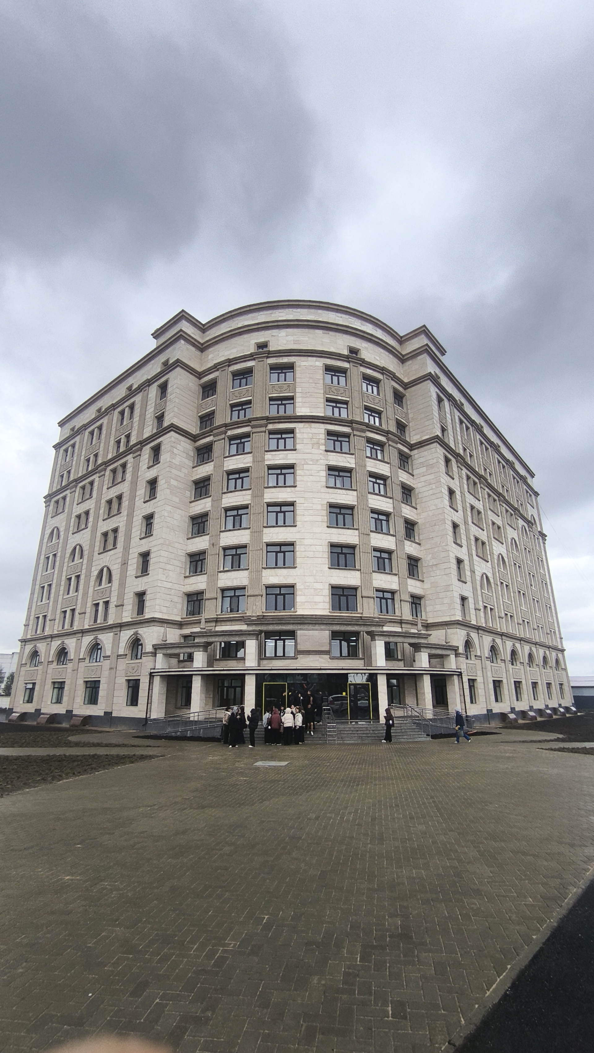 Dostyq School, школа 2