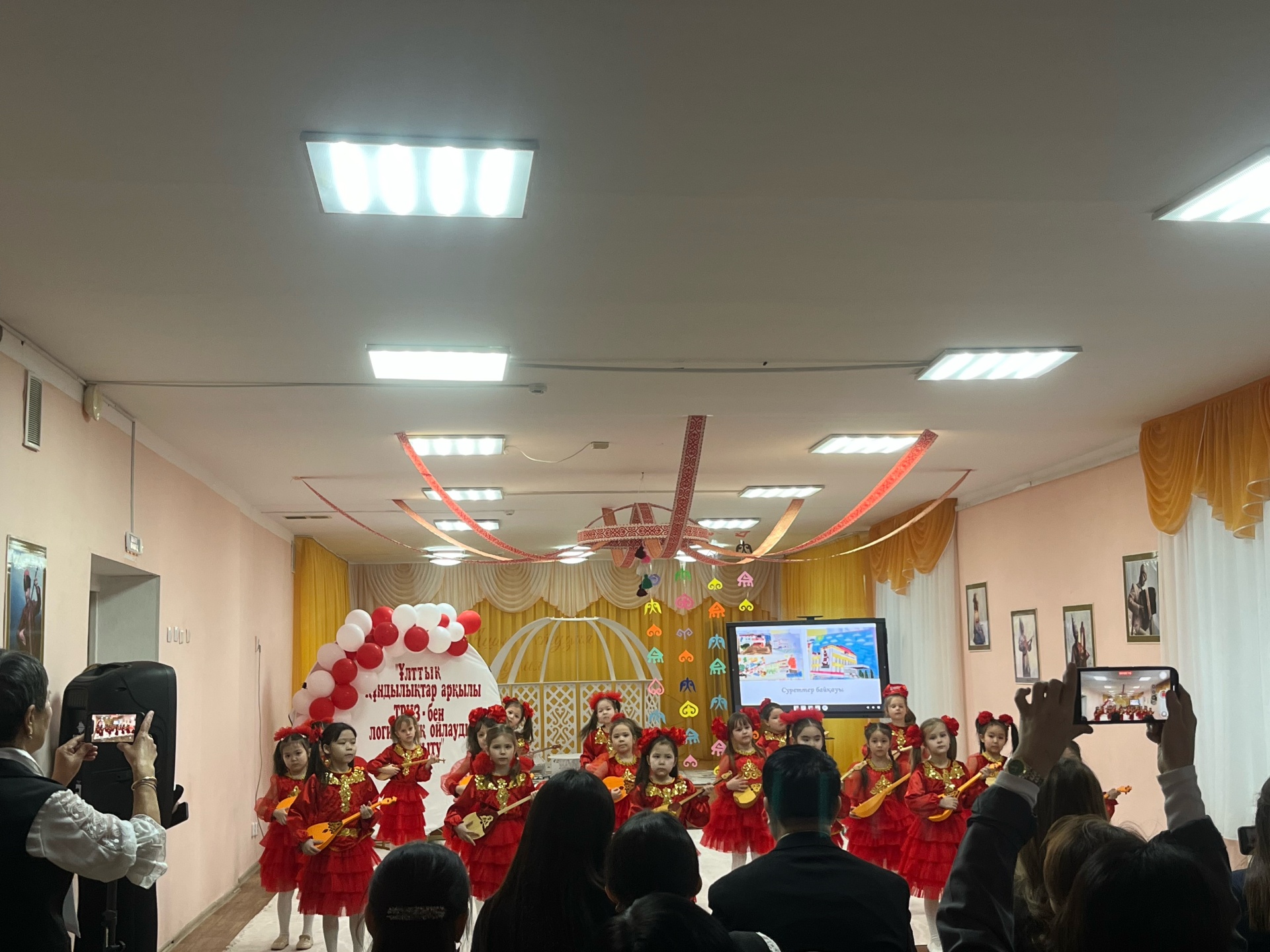 Международная гимназия Уральска, гимназия им. Хисмета Капанова 4