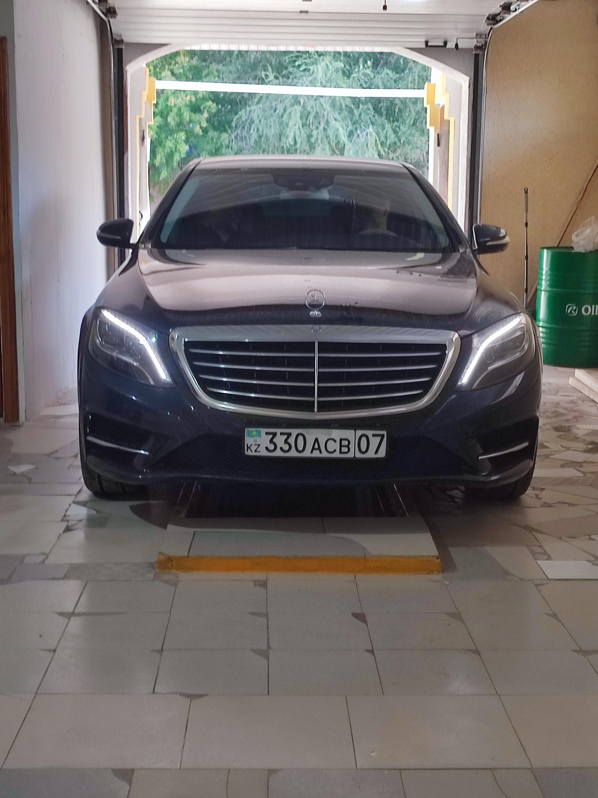 Old school, автосервис 2