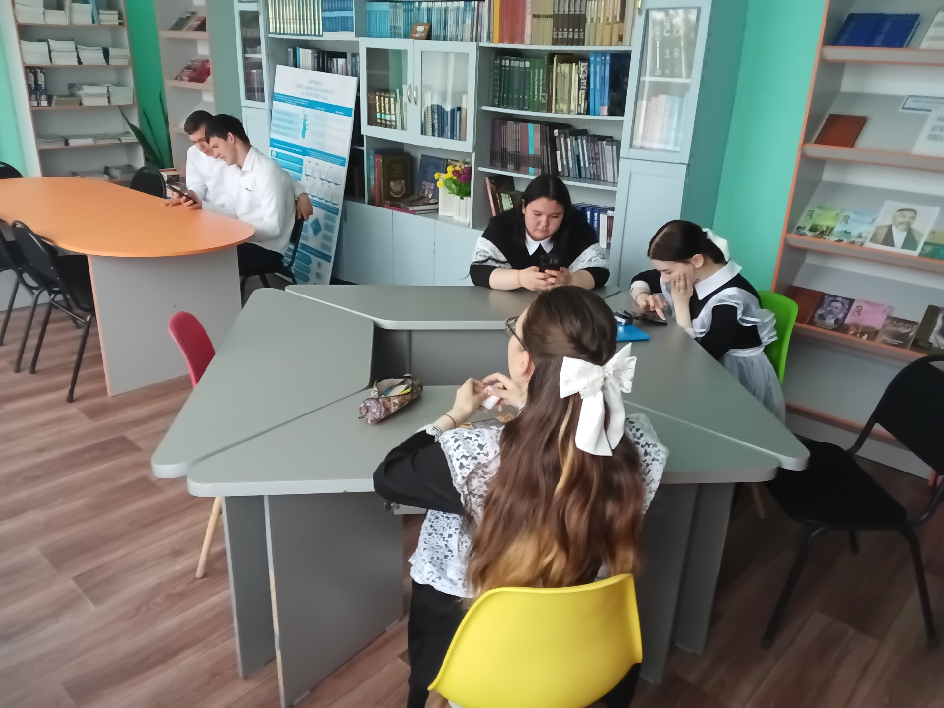 Токушинская школа-гимназия, Отдел образования Аккайынского района управления образования акимата Северо-Казахстанской области 2